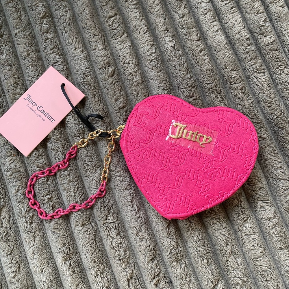 NWT Juicy Couture wristlet